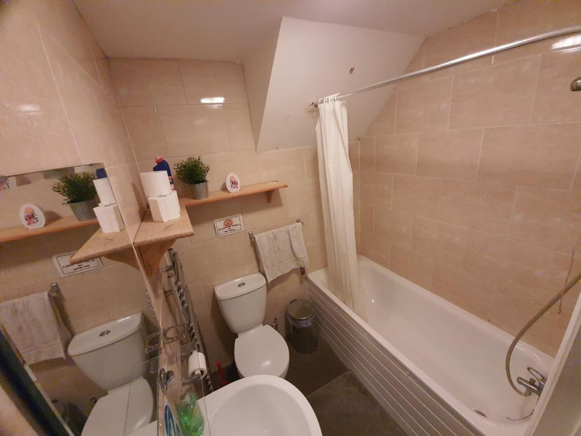 Eastwood Rooms Goodmayes Luaran gambar